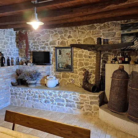 Seaside House For Families With Children Cove Pakomina, Hvar - 12702