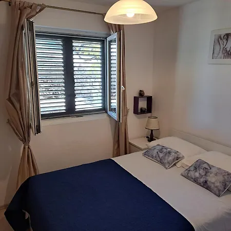 Seaside House For Families With Children Cove Pakomina, Hvar - 12702 Ferienhaus *